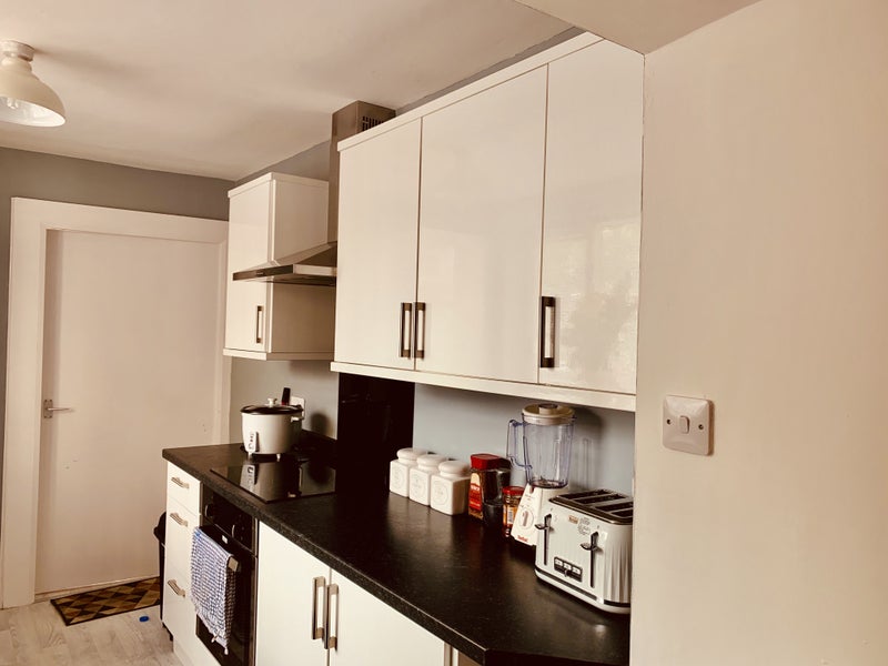 Female only Double room Price to be discussed - student accommodation in Rowlands Gill - img_2