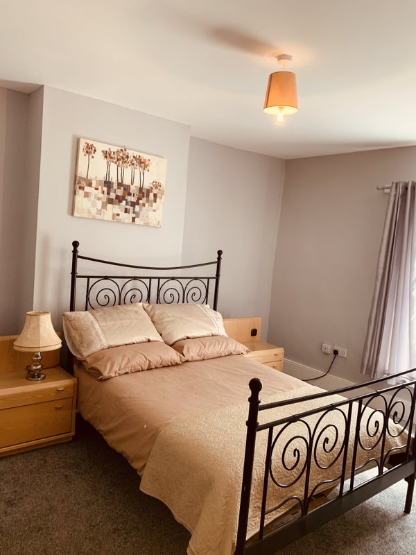 Female only Double room Price to be discussed - student accommodation in Rowlands Gill - img_5