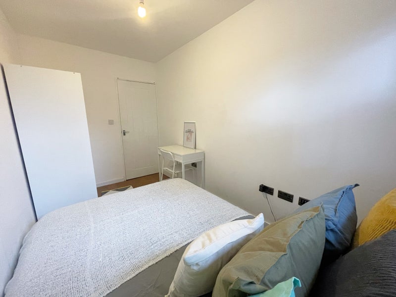 Female Only Property 🚀 Brand New Room | Greenwich - student accommodation in Greenwich - img_7