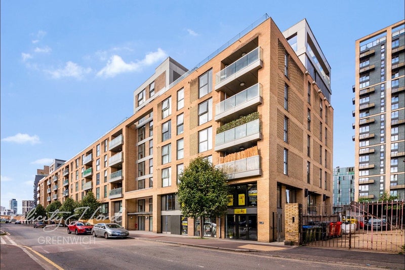 Female Only Property 🚀 Brand New Room | Greenwich - student accommodation in Greenwich - img_17