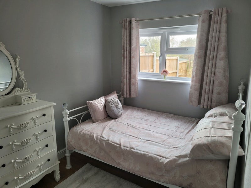 FEMALE wanted for stunning home - student accommodation in Castle Hill - img_7