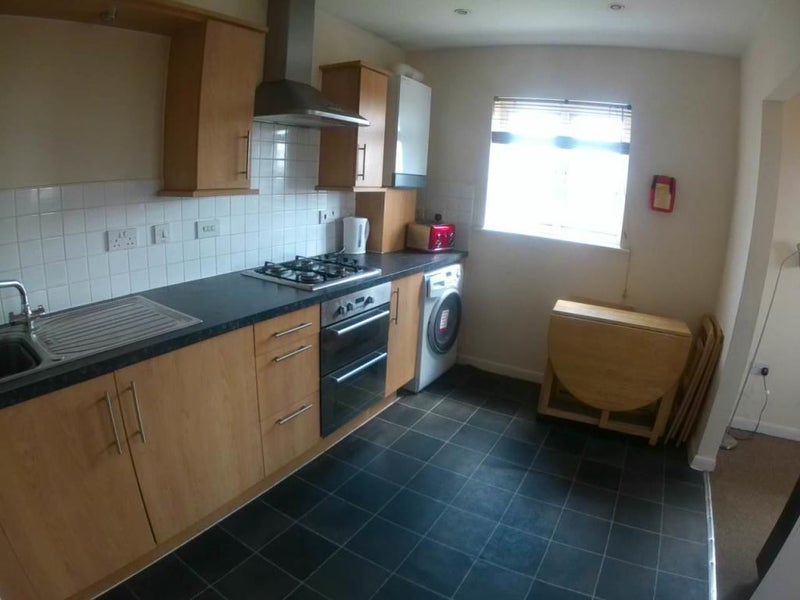 Flat Available £1700 pm - student accommodation in Hatfield - img_5