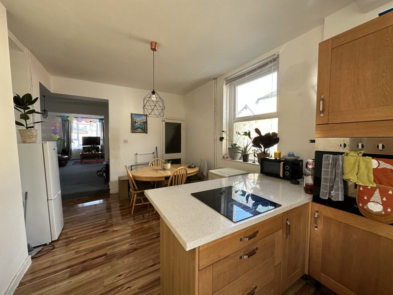 Four bedrooms near Cardiff Bay/ Ikea - student accommodation in Cardiff - img_2