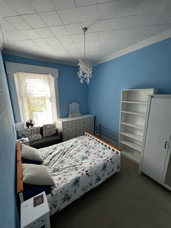 Friendly flatmate with double room in happy flat! - student accommodation in Glasgow West End - img_1
