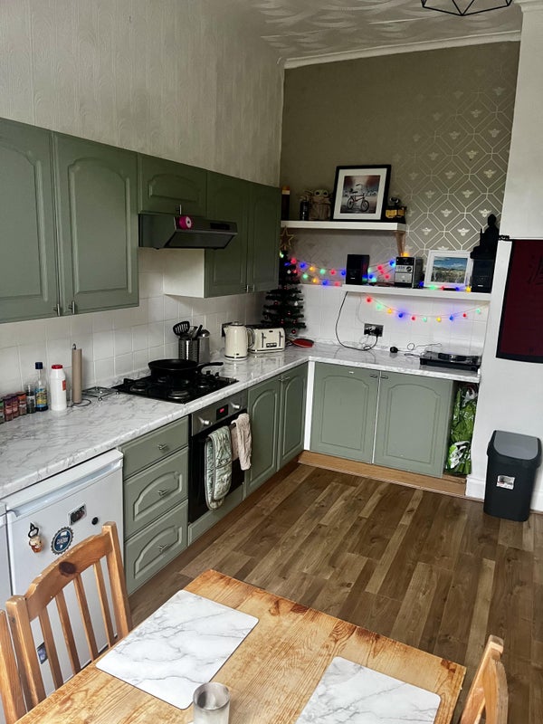 Friendly flatmate with double room in happy flat! - student accommodation in Glasgow West End - img_4