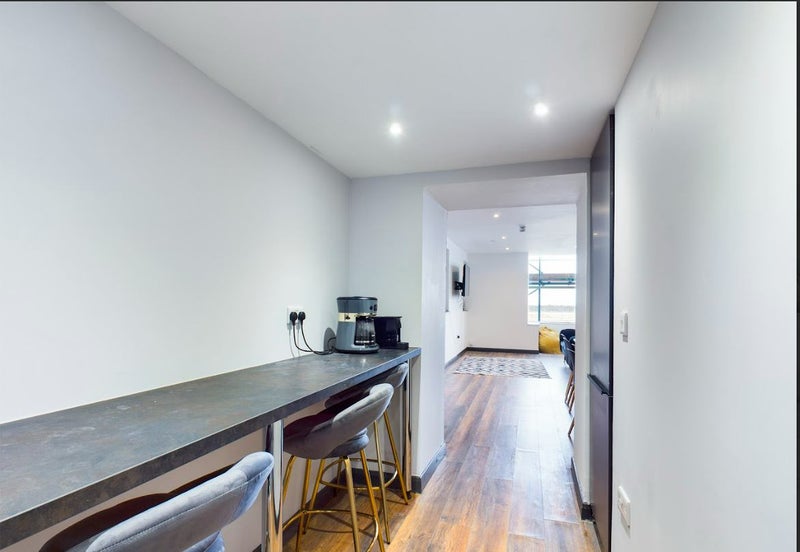 Full Ensuite City Centre Professional House Share - student accommodation in Swansea - img_12