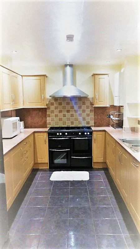Fully Furnished 4 Bedroom House, CV2 - student accommodation in Coventry - img_12