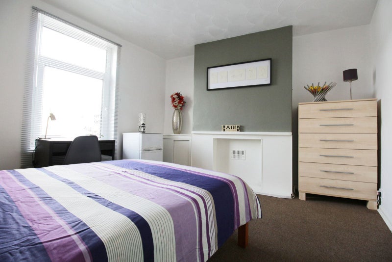 Fully furnished double room in 4 bed shared house - student accommodation in Lincoln - img_8