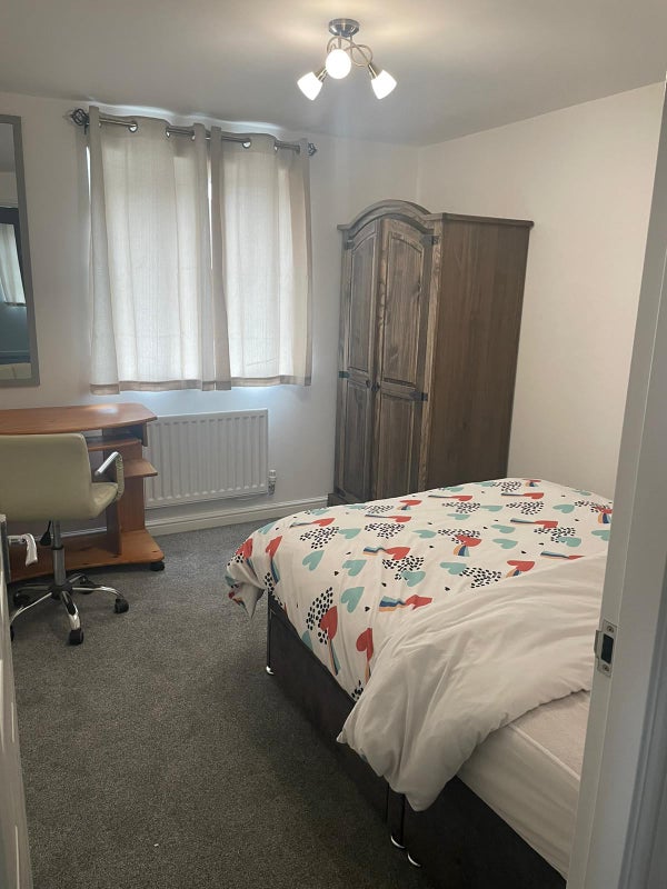 Fully Furnished Rooms in a Cozy Environment in TS3 - student accommodation in Middlesbrough - img_2