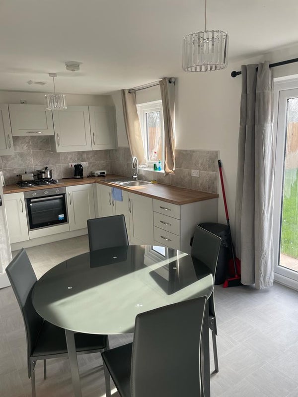 Fully Furnished Rooms in a Cozy Environment in TS3 - student accommodation in Middlesbrough - img_5