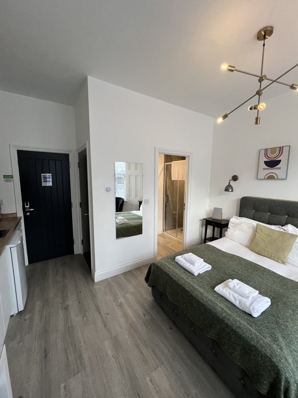 Fully Furnished STUDIO Flat Available - student accommodation in Weston-super-Mare - img_5