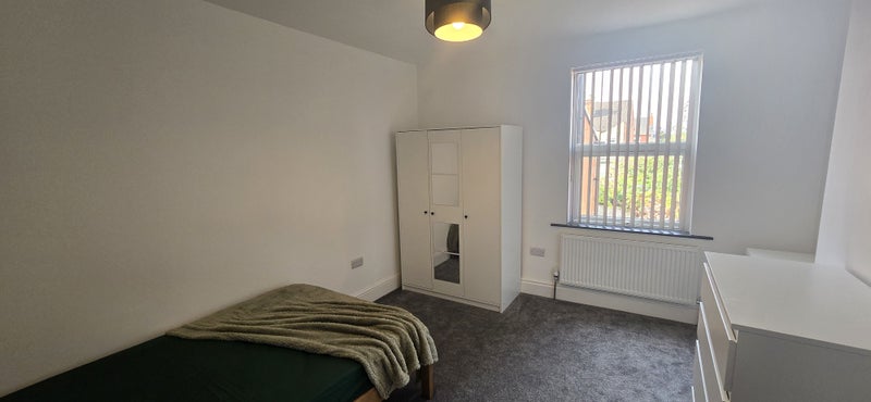 Fully Refurbished 5-Bedroom Shared House in NG15 - student accommodation in Hucknall - img_5