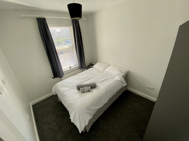 Very spacious en-suite in Kingsbury with garden student accommodation in Harrow Weald - img_6