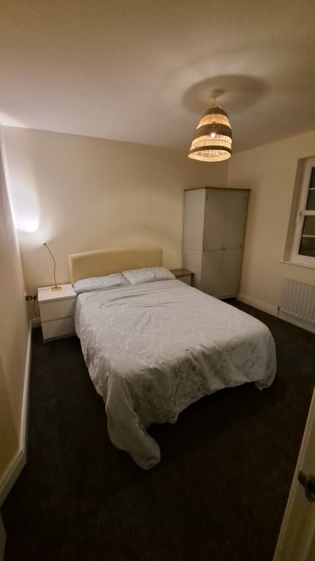 Furnished double bedrooms in Dunmurry - student accommodation in Belfast - img_4