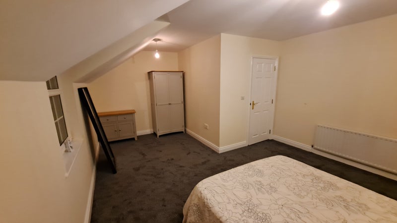 Furnished double bedrooms in Dunmurry - student accommodation in Belfast - img_3