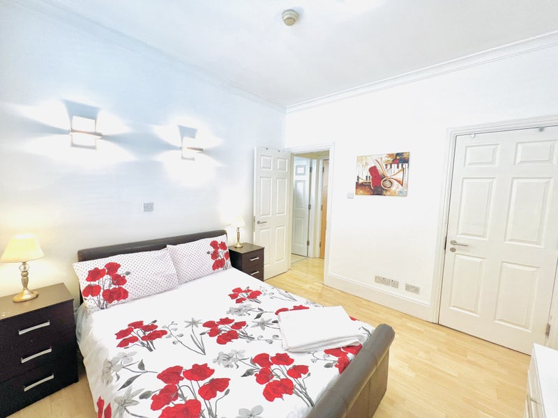 Furnished Large One bedroom Flat in Mayfair - student accommodation in Mayfair - img_2