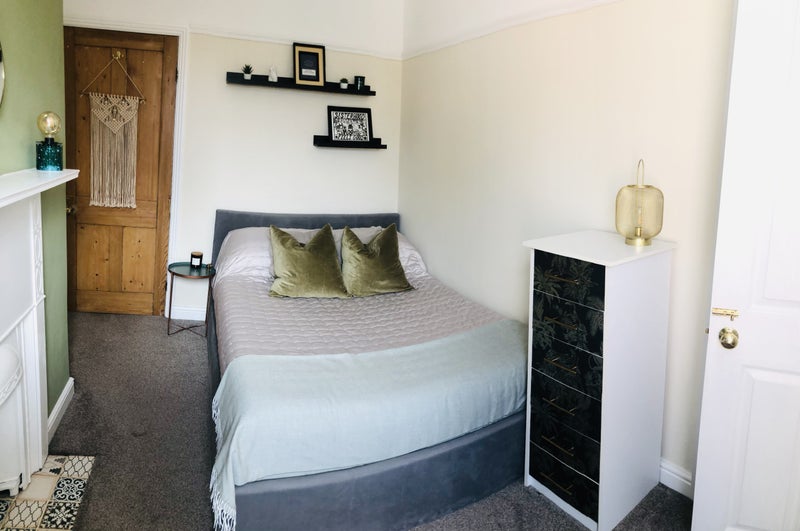 Gorgeous double room with live in landlord-£625pcm - student accommodation in Worcester - img_2