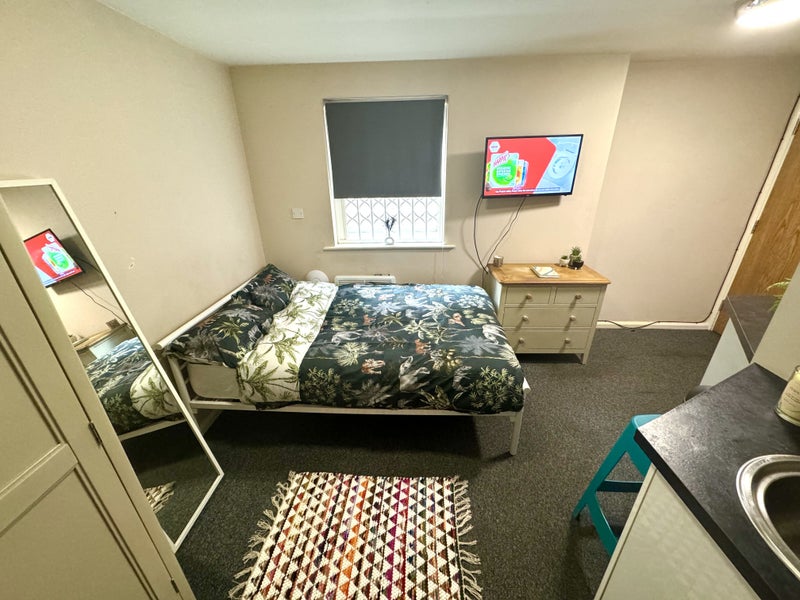 Great Studio Room Available in Lenton - student accommodation in Lenton - img_4