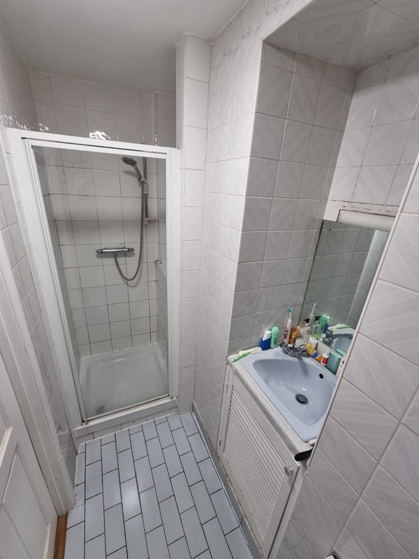 High ceilings - 1 bed flat near Euston and UCL - student accommodation in Euston - img_4