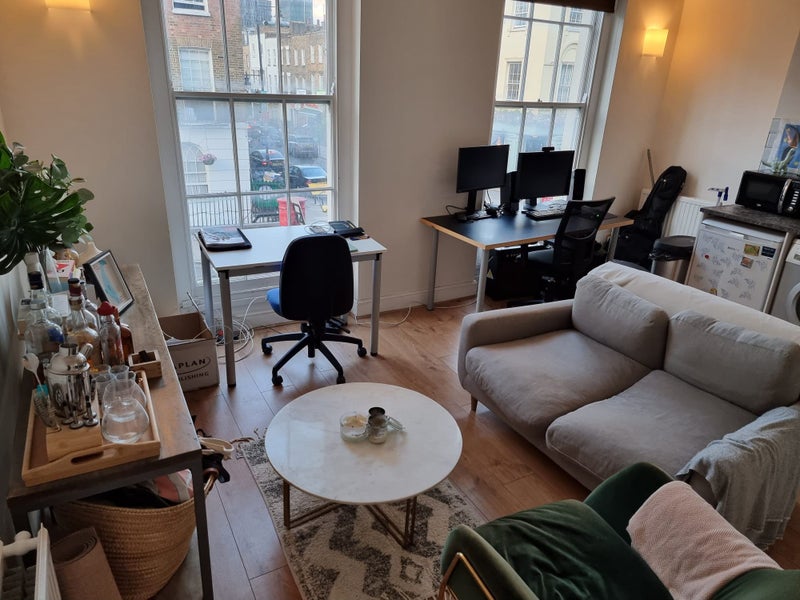 High ceilings - 1 bed flat near Euston and UCL - student accommodation in Euston - img_2
