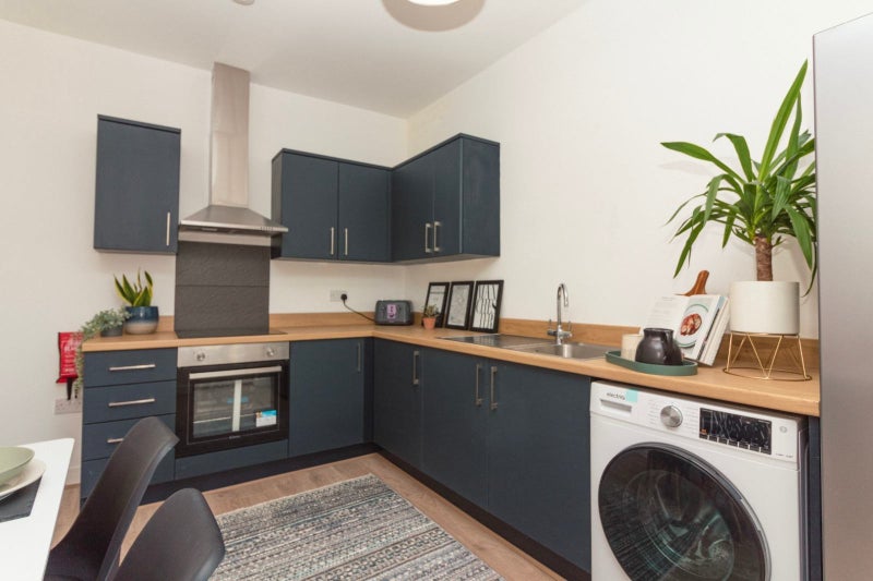 HMO-Last Room, En-Suite| Bills Inc. - student accommodation in Bolton - img_4