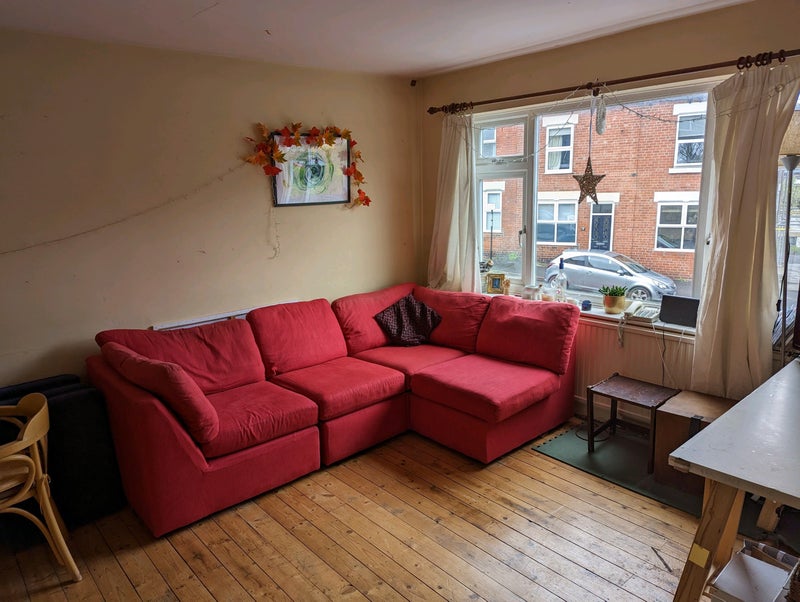 accommodation/house-share-sociable-home-near-endcliffe-park/13082024_87412213.jpg