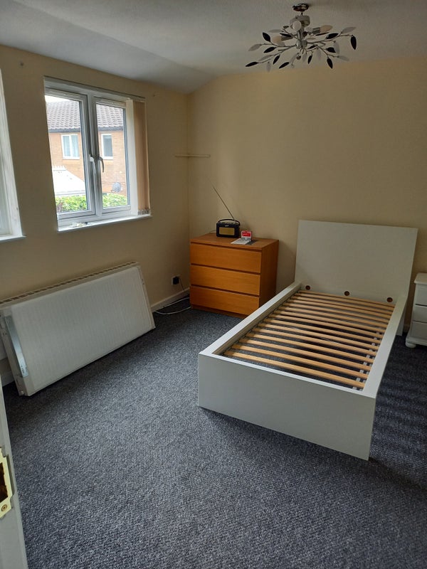 House share - student accommodation in Milton Keynes - img_1