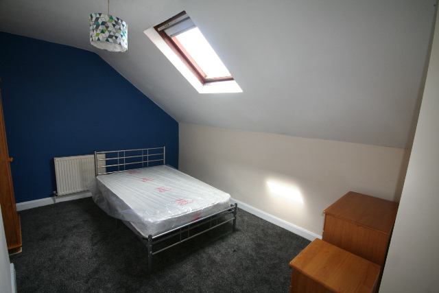 Houseshare On Wetherby Grove - All Female - student accommodation in Leeds - img_1