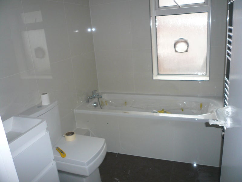 Huge Double room but for one only - student accommodation in Muswell Hill - img_4