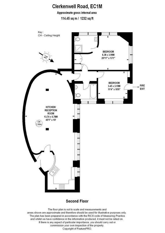 Huge master ensuite in a 115sqm factory conversion - student accommodation in Farringdon - img_6
