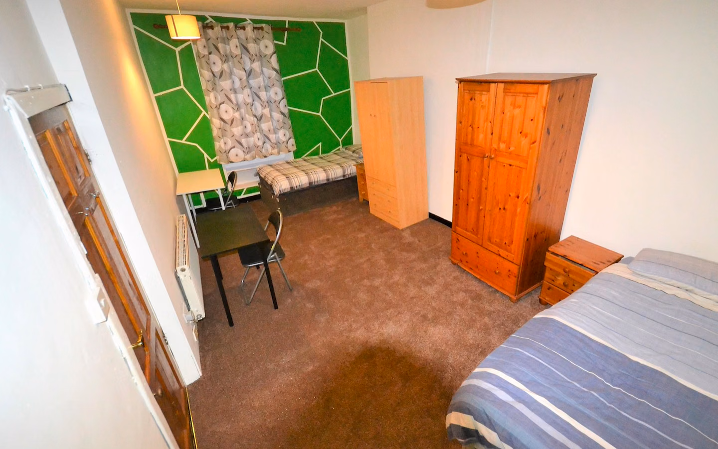 Inviting studio very close to Moorfields train station student accommodation in Liverpool - img_3