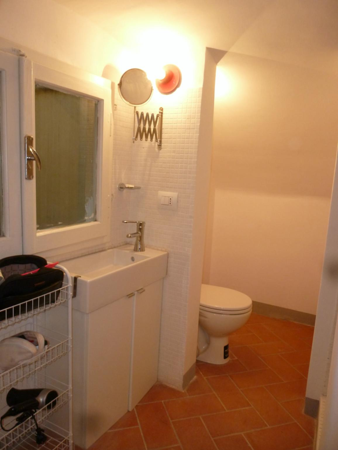 Very charming ensuite double bedroom, in a victorian 6 bedroom house - student accommodation in Cardiff - img_3