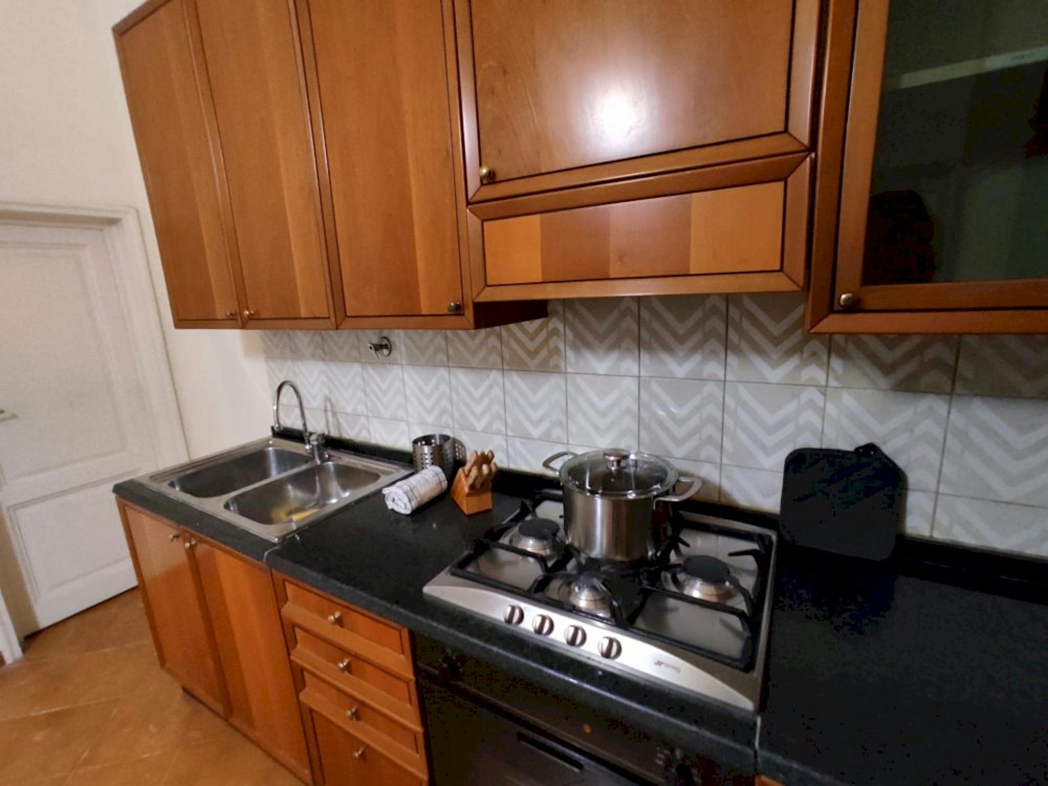 Amazing double bedroom close to Brondesbury Overground Station - student accommodation in London - img_1