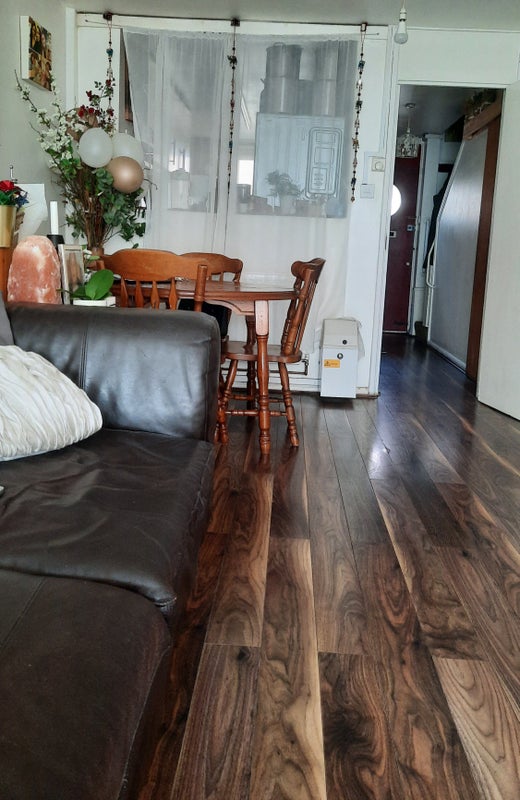 It’s a double room with single bed, family place - student accommodation in Aldgate East - img_4