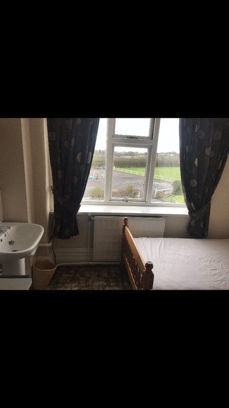 Janette Smith - student accommodation in Lowton - img_1