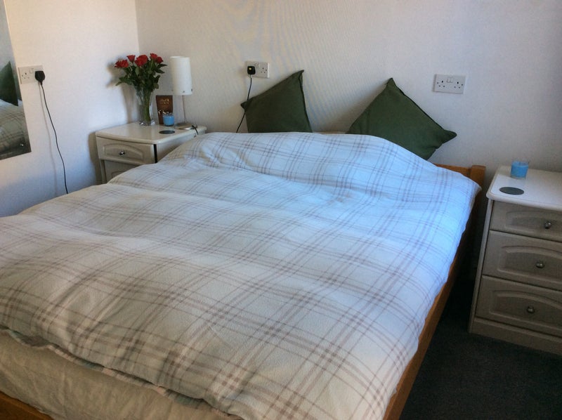 King size room with en suite - student accommodation in Kingston near Lewes - img_1