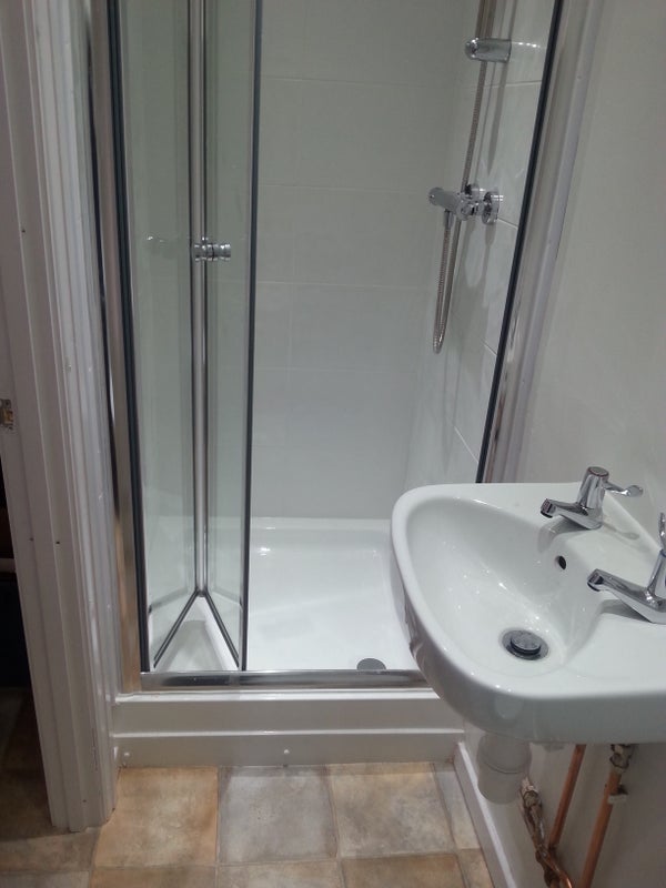 L18,  single bed, all bills inc, 2 bathrooms - student accommodation in Mossley Hill - img_6