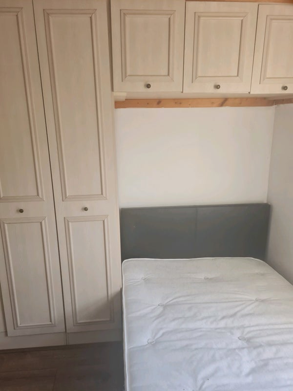 L18,  single bed, all bills inc, 2 bathrooms - student accommodation in Mossley Hill - img_1