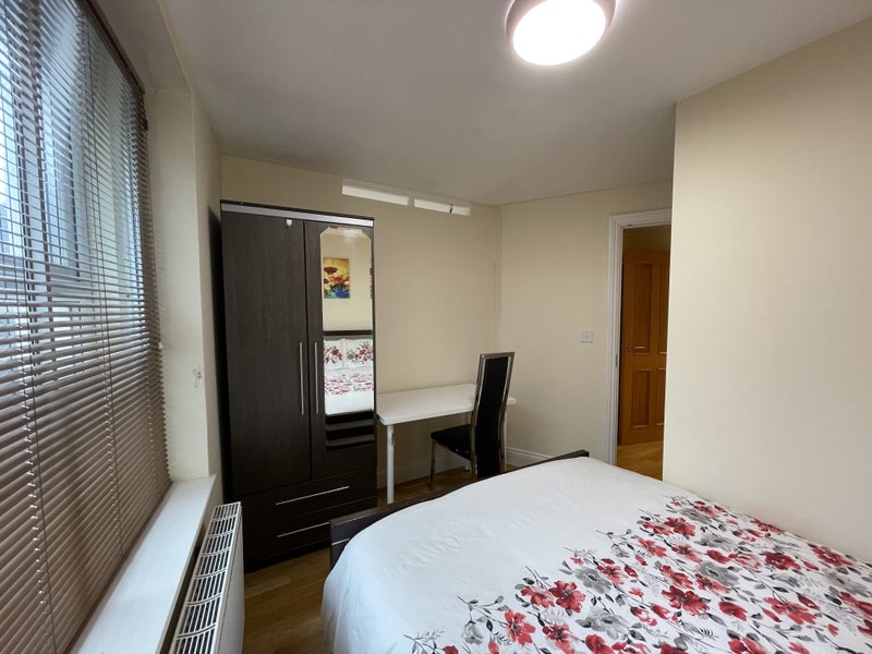 Large 2 Bedrooms 2 Bath in South Kensington - student accommodation in South Kensington - img_10