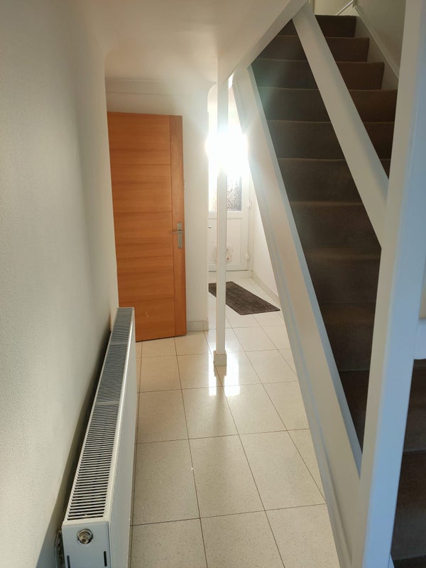 Large bedroom  for rent - student accommodation in Newington - img_3