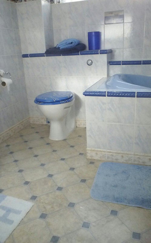Large bedsit with private fully fitted new kitchen - student accommodation in Woking - img_4
