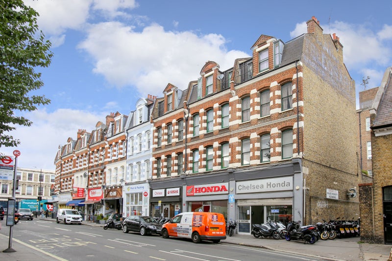 **Large & Cosey Double Room In Fulham Broadway** - student accommodation in Fulham Broadway - img_7