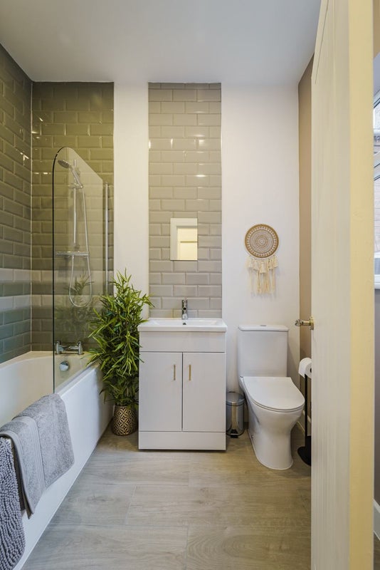 Large Double Occupancy  En-Suite Available - student accommodation in Coventry - img_7