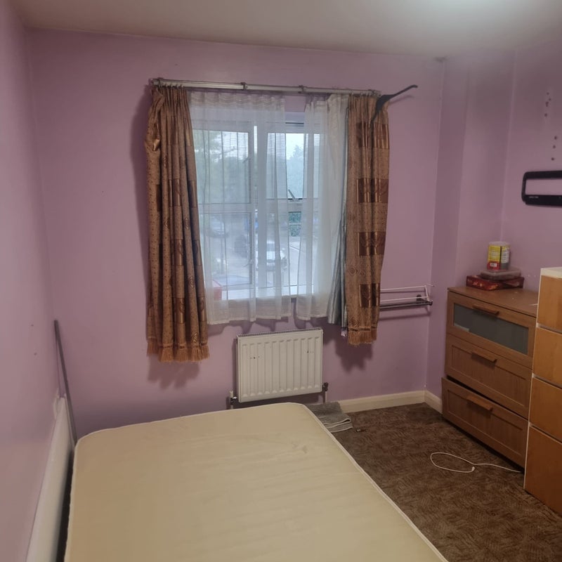Large Double room, £600 per month bills included. - student accommodation in Kingsbury - img_6