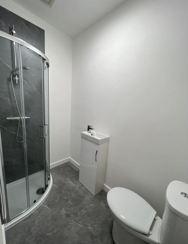 Large Double Room - All Bills Included - student accommodation in Durham - img_3