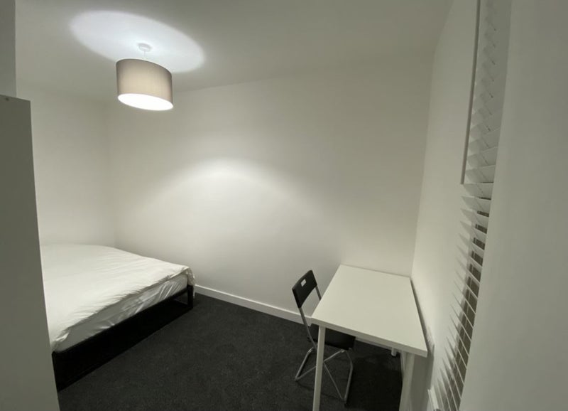 Large Double Room - All Bills Included - student accommodation in Durham - img_6