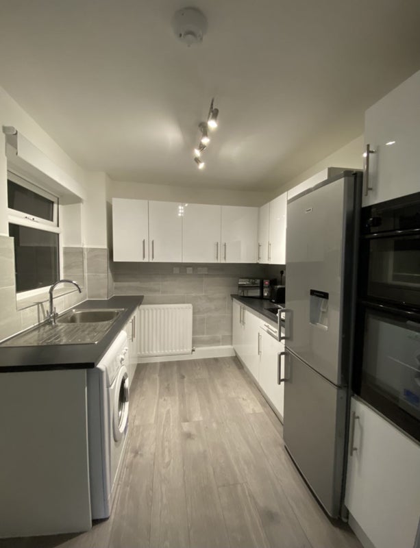 Large Double Room - All Bills Included - student accommodation in Durham - img_7