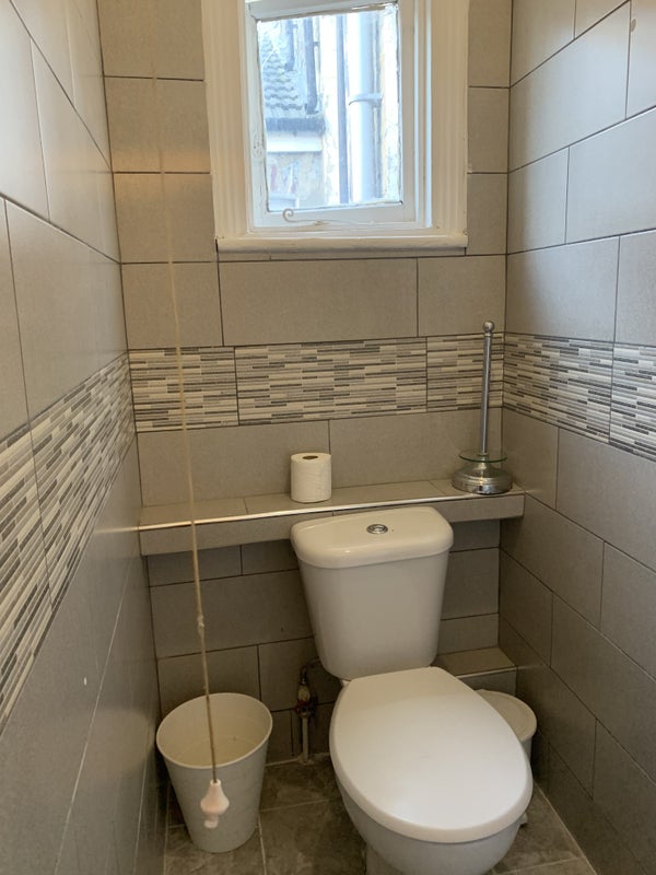 Large Double Room available in Friendly House - student accommodation in Earlsfield - img_7