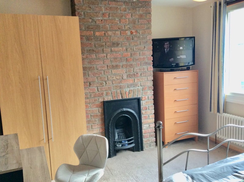 Large double room for rent in Hanover house - student accommodation in Brighton - img_3