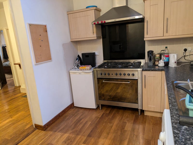 Large Double room in great location - student accommodation in Exeter - img_3